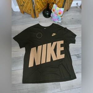 Nike Big Logo Tee